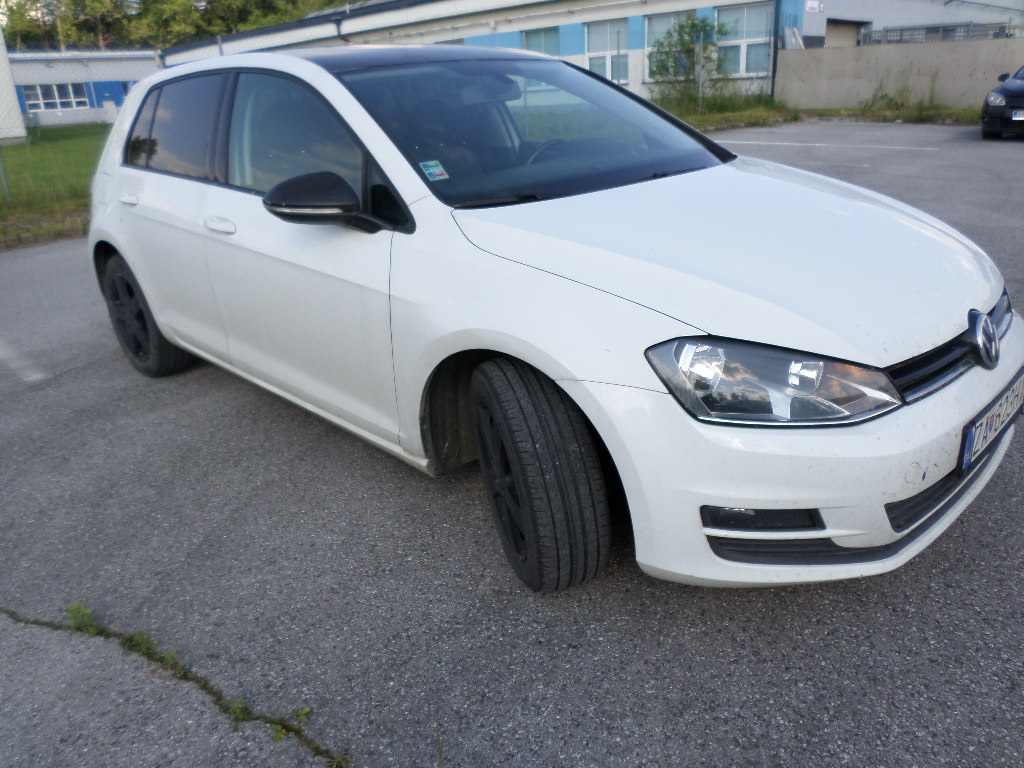 Volkswagen Golf 1.2 TSI Comfortline - náhľad