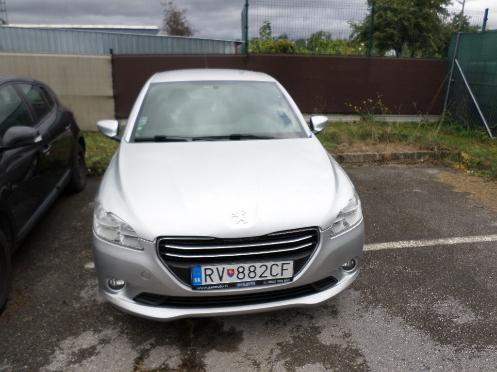 Peugeot 301 1.6 HDI Allure