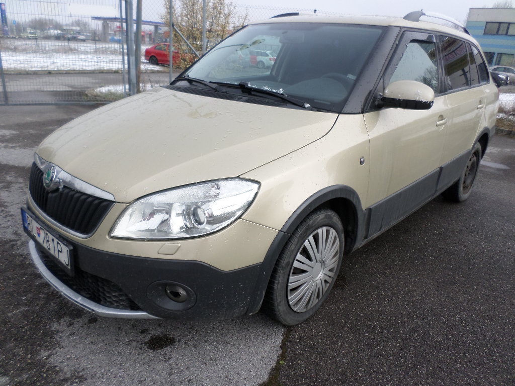 Škoda Fabia Combi 1.2 TSI 105k Scout DSG - náhľad