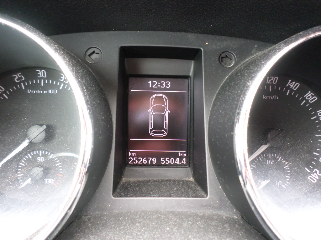 Škoda Yeti 2.0 TDI 140k 4x4 Ambition DSG - náhľad